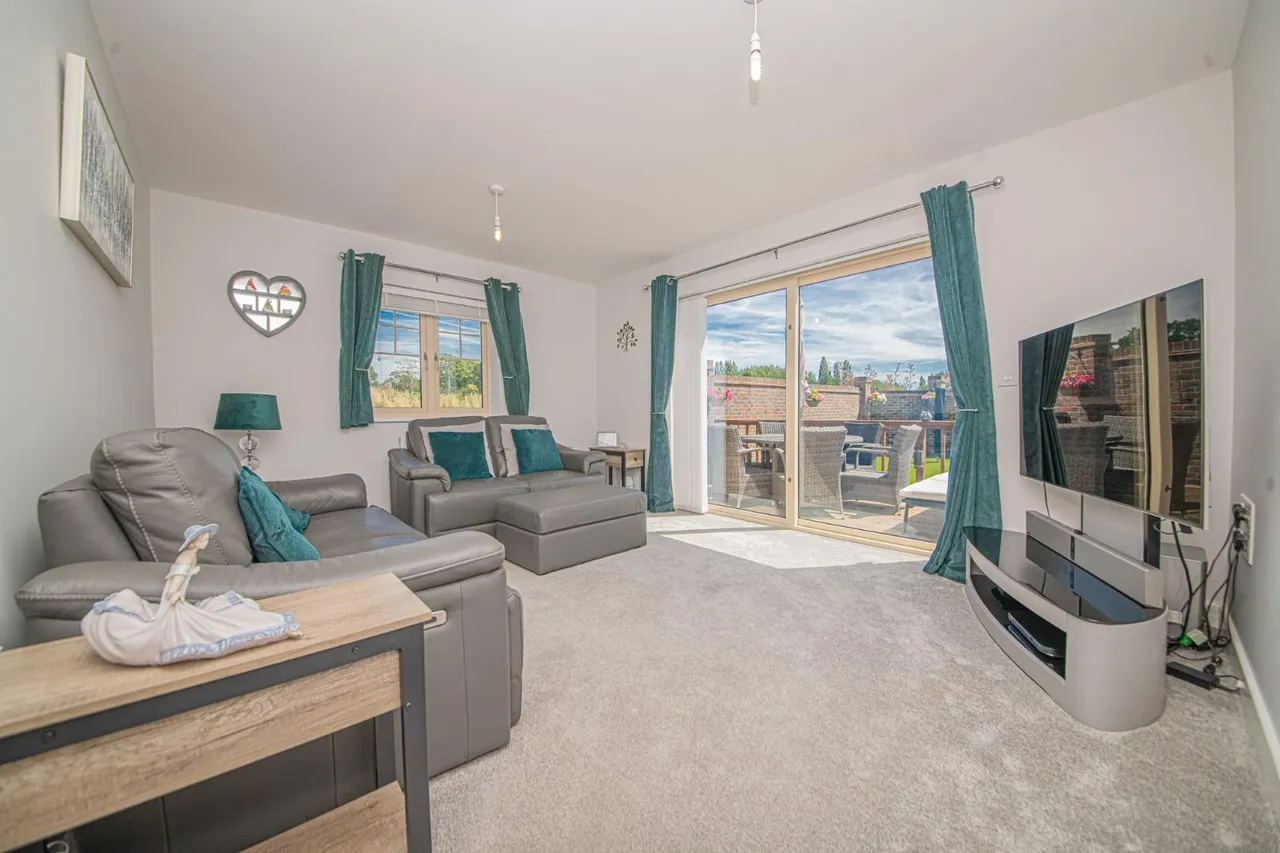 Knowle Park Lane, Fair Oak, EASTLEIGH, Hampshire, SO50 7GL, photo 6