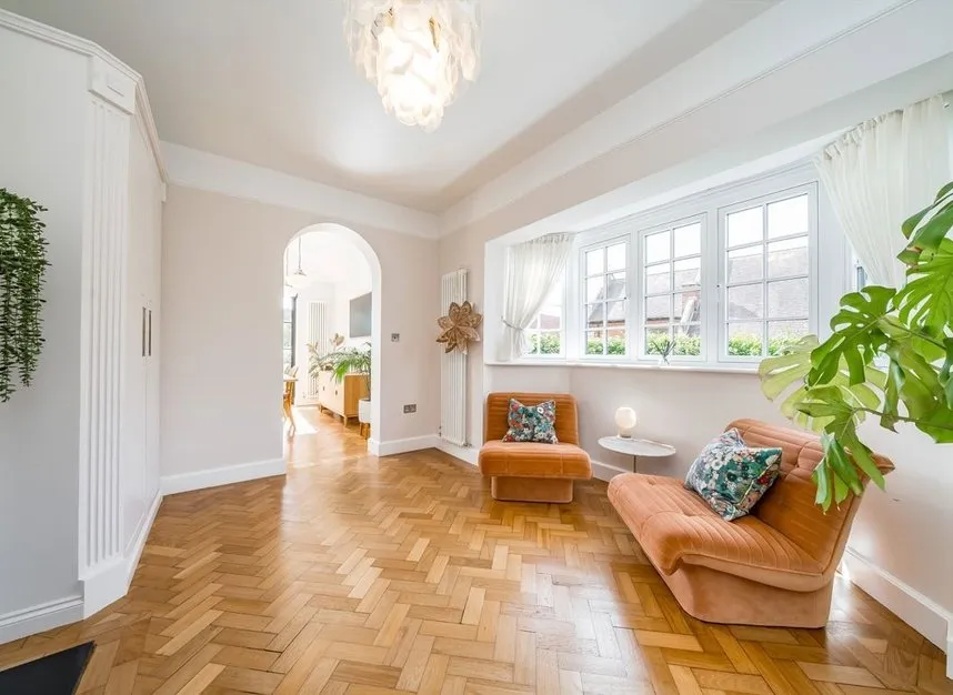 Castle Avenue, Chingford, E4, photo 10