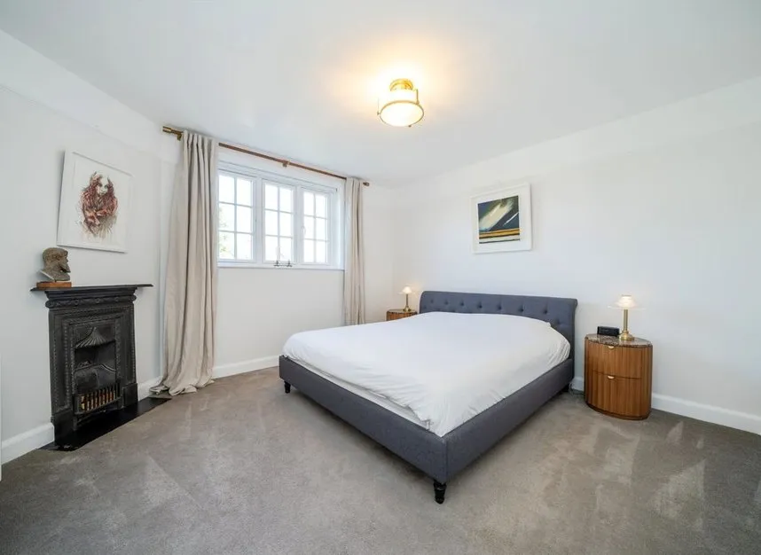 Castle Avenue, Chingford, E4, photo 14