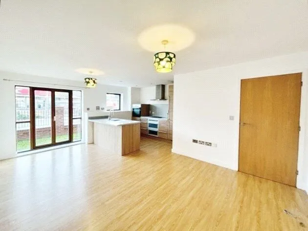 York Road, Doncaster, South Yorkshire, DN5, photo 3