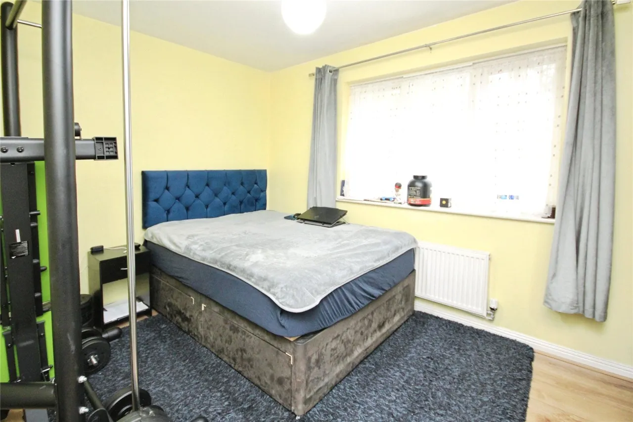 Bengeo Gardens, Chadwell Heath, RM6, photo 3