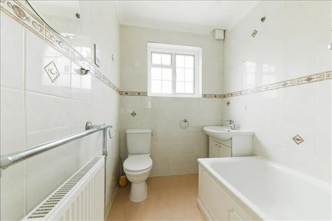Durnsford Road, Wimbledon, photo 4