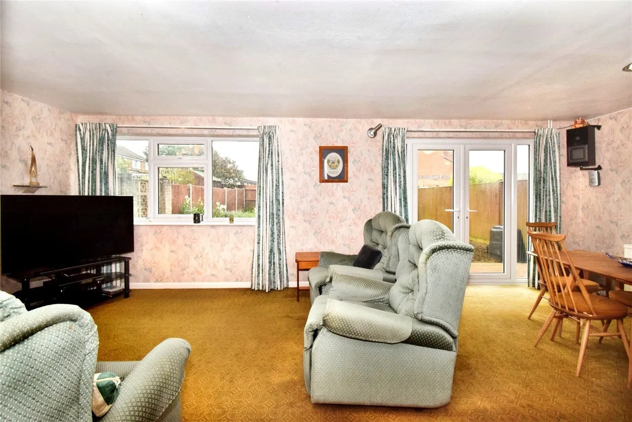 Dorchester Close, Wigston, LE18, photo 5