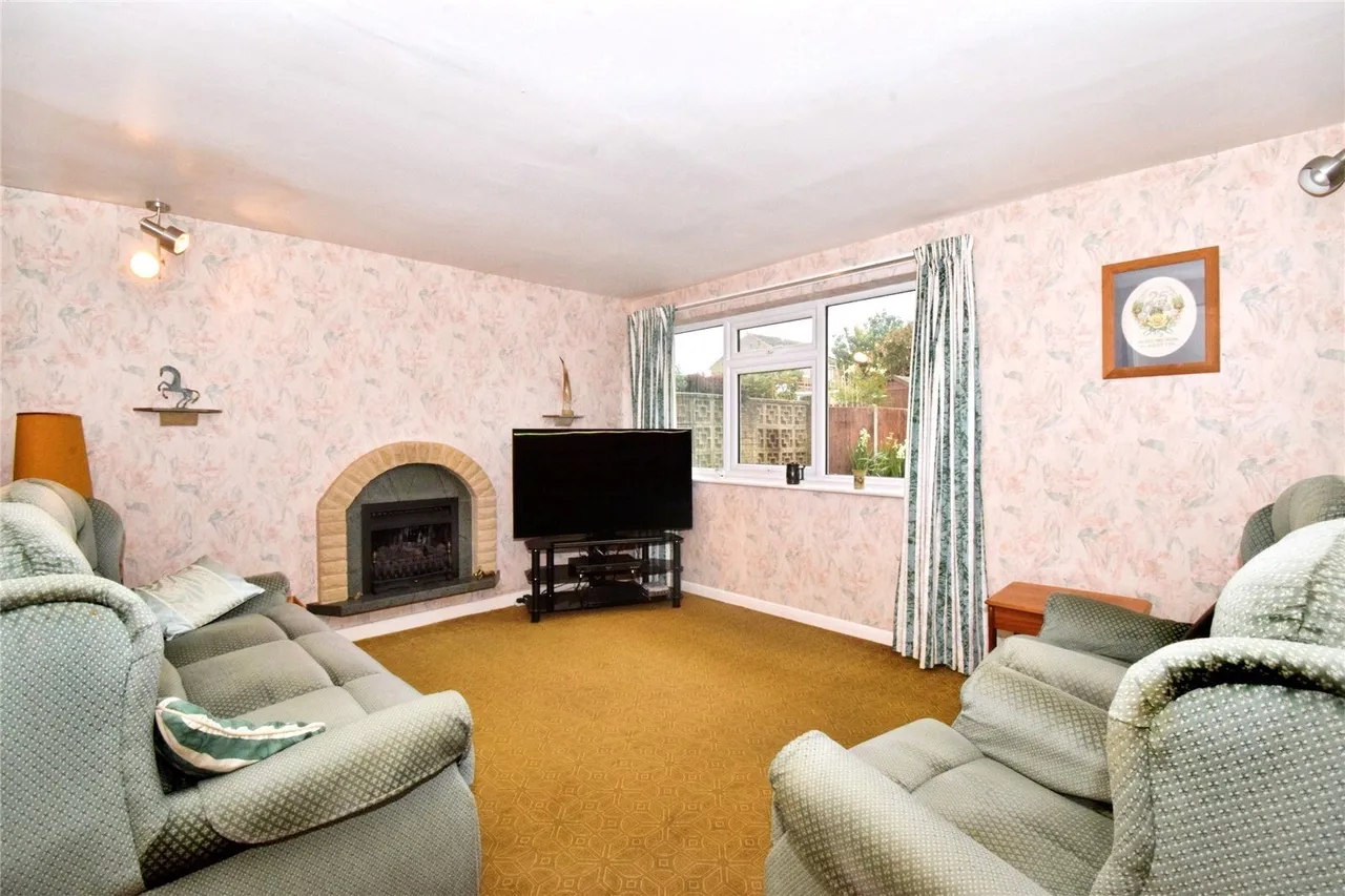 Dorchester Close, Wigston, LE18, photo 2