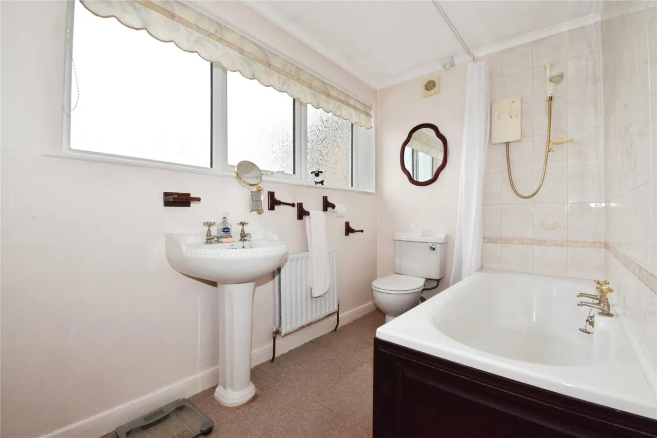 Dorchester Close, Wigston, LE18, photo 10