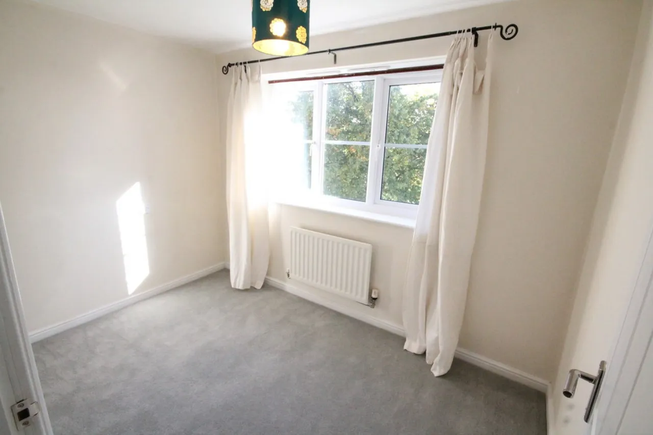 School Lane, Sandbach, photo 7