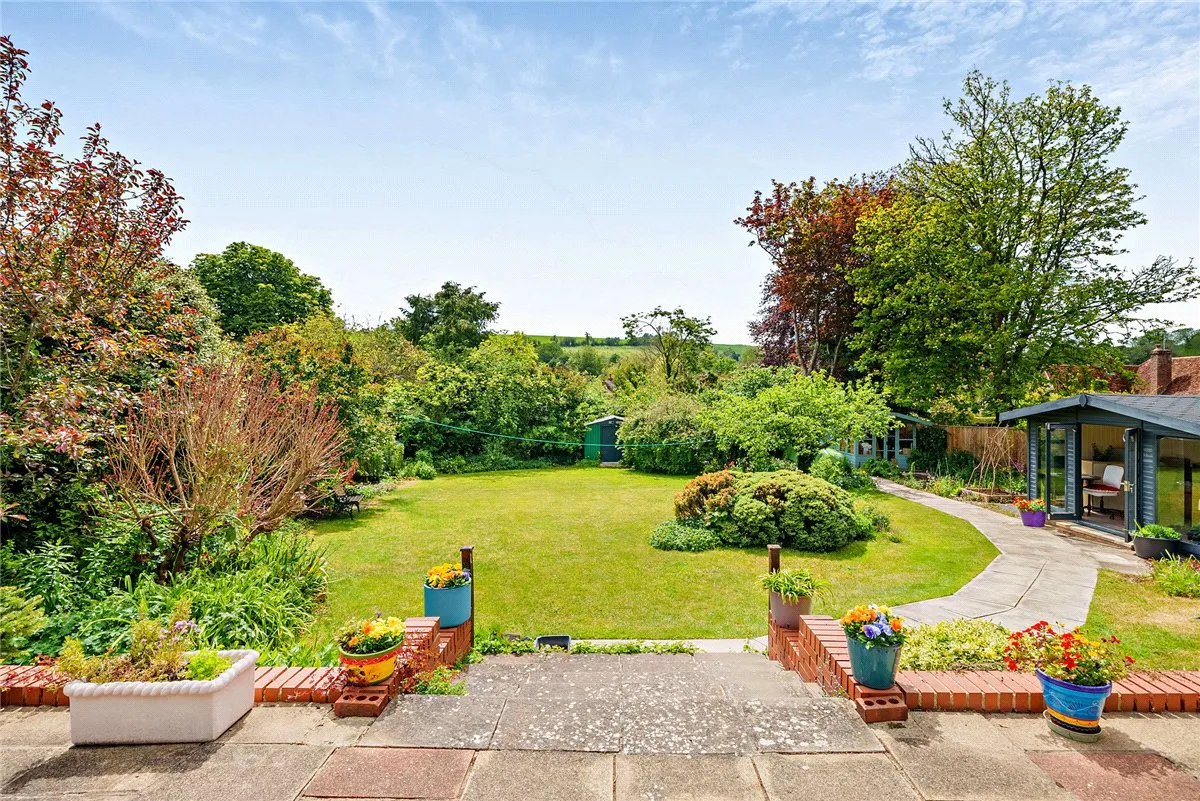 Downs Close, Eastbury, RG17, photo 6