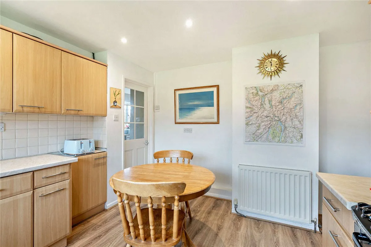 Downs Close, Eastbury, RG17, photo 12