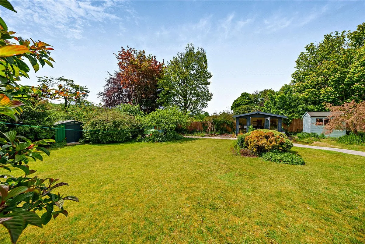 Downs Close, Eastbury, RG17, photo 24