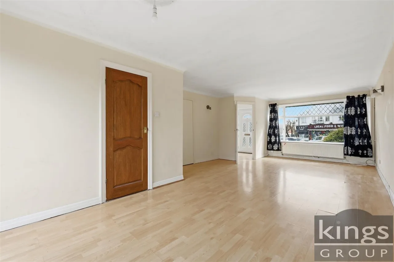 Lavender Hill, Enfield, photo 2