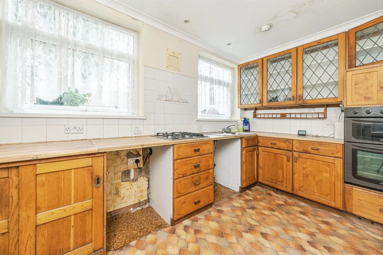 Oakwood Avenue, Wakefield, photo 5