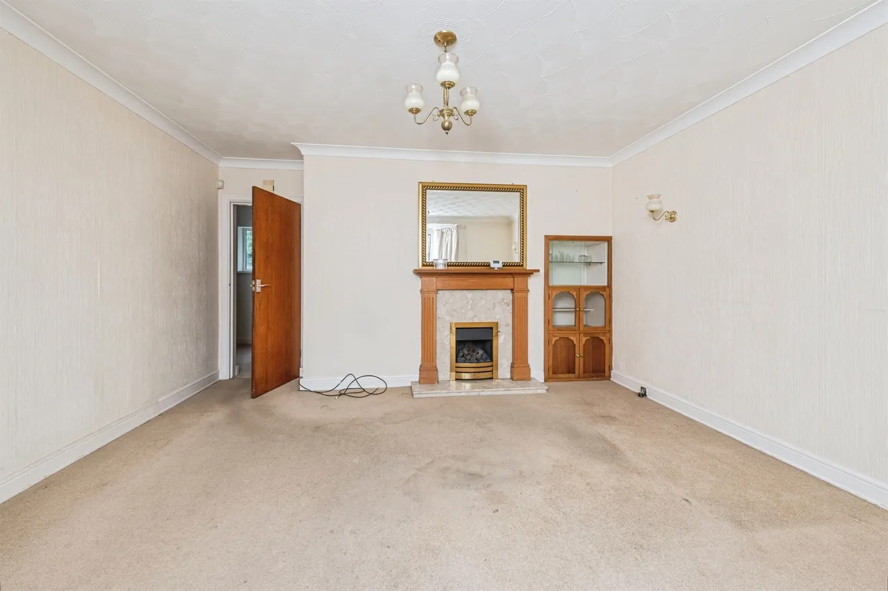 Oakwood Avenue, Wakefield, photo 2