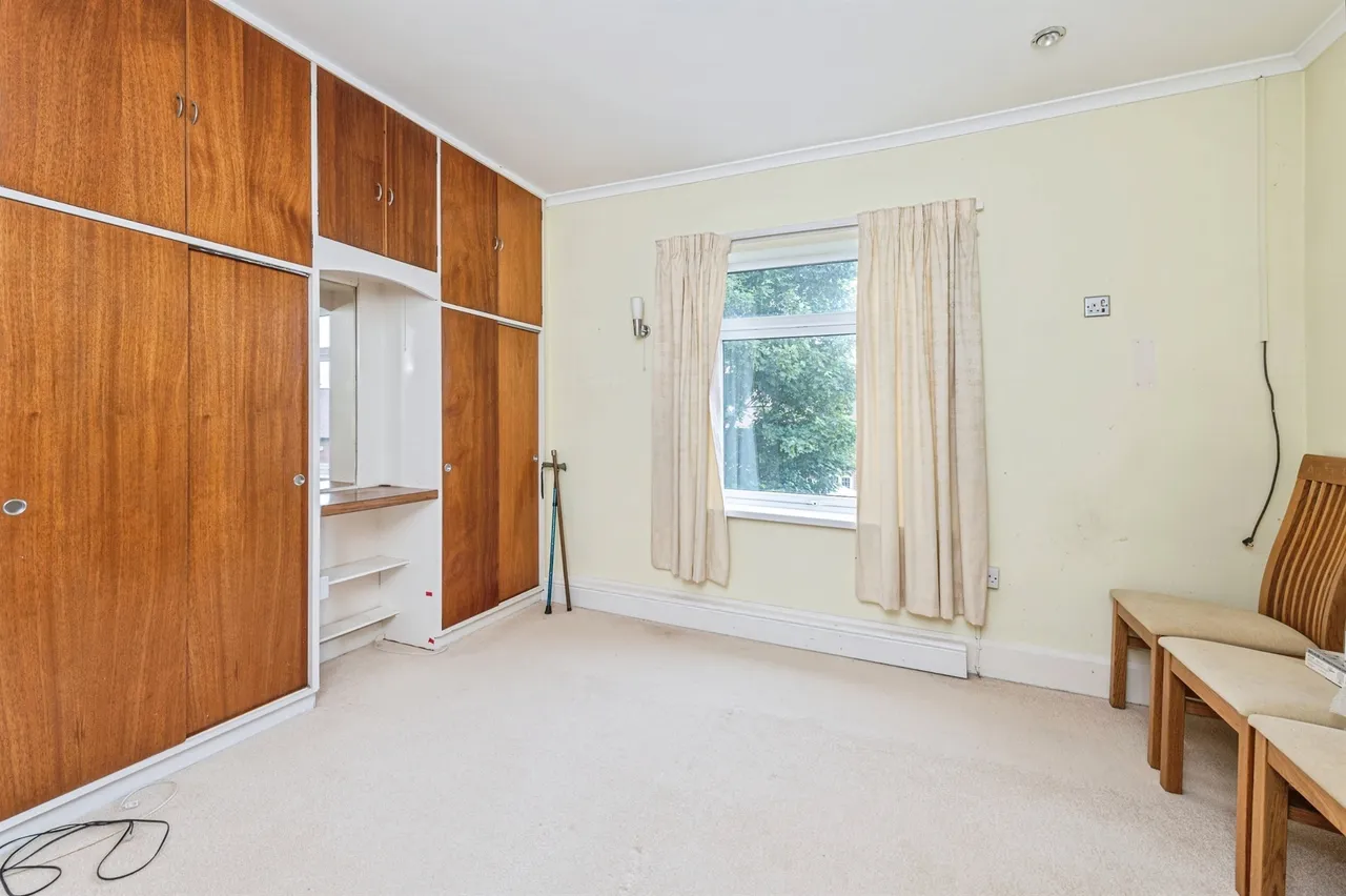 Oakwood Avenue, Wakefield, photo 7