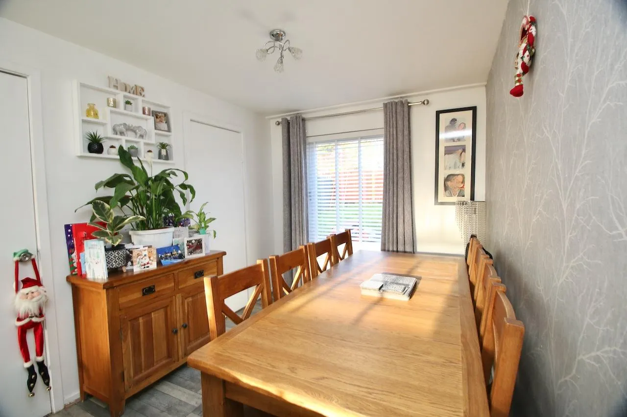 Lilac Hill, Cumbernauld, G67 3QL, photo 5