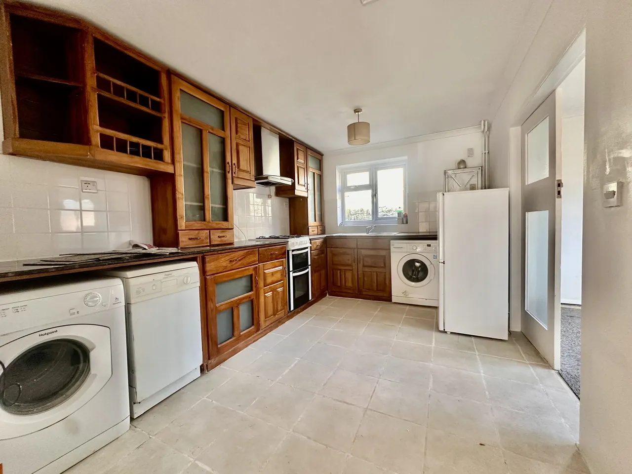 Falcon View, Badger Farm, SO22, photo 10