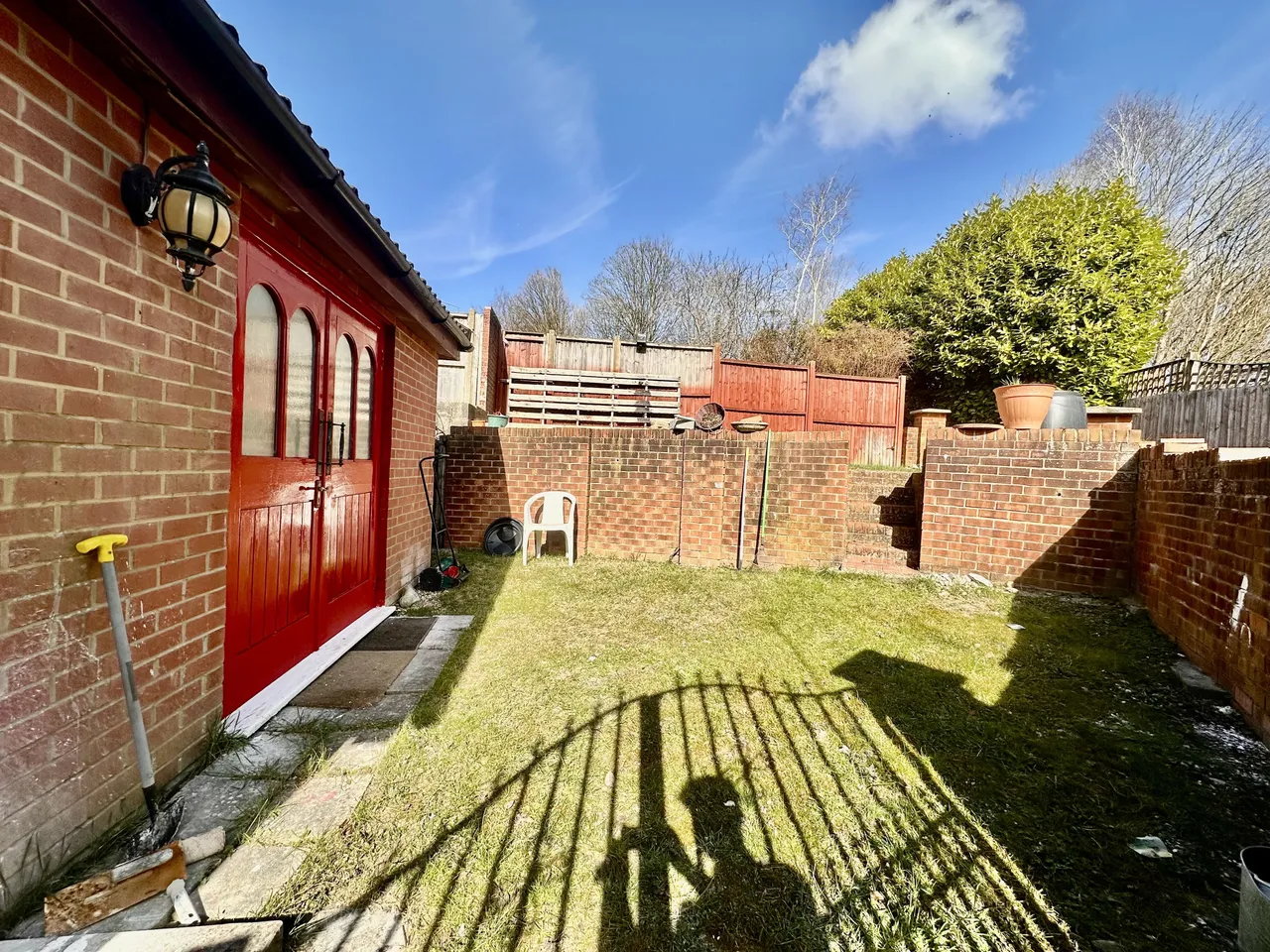 Falcon View, Badger Farm, SO22, photo 13