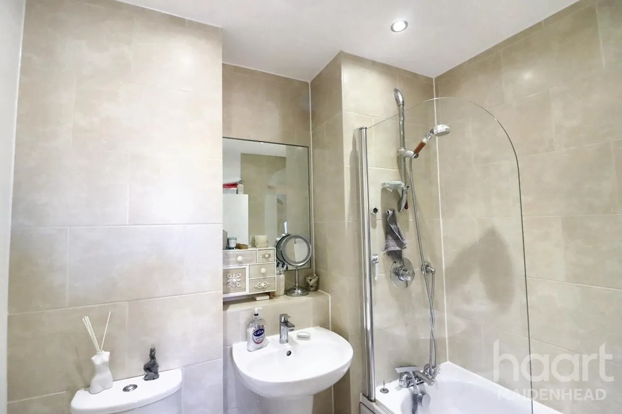 Kidwells Close, Maidenhead, SL6, photo 6