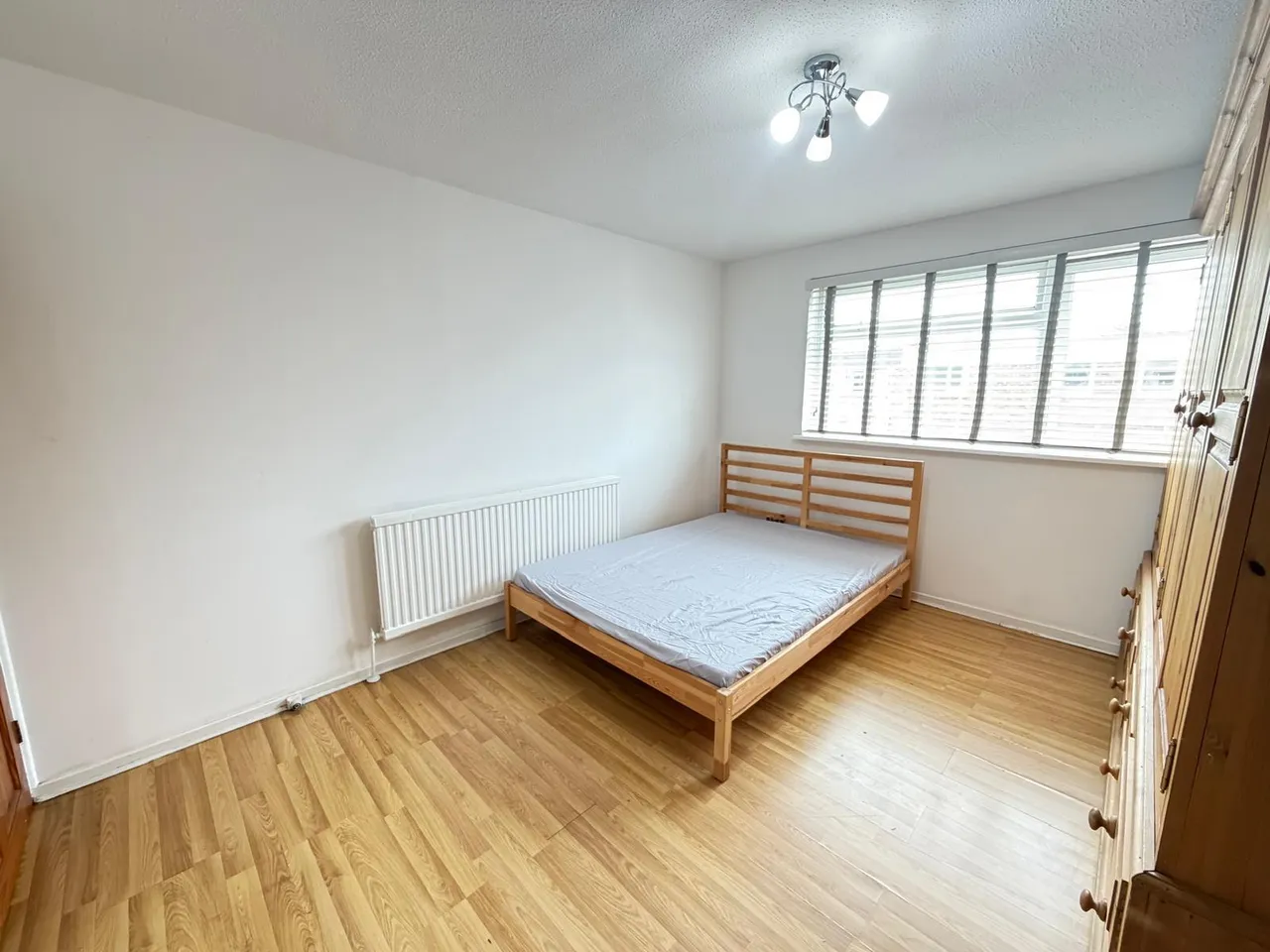 Westmorland Close, Manor Park E12, photo 5