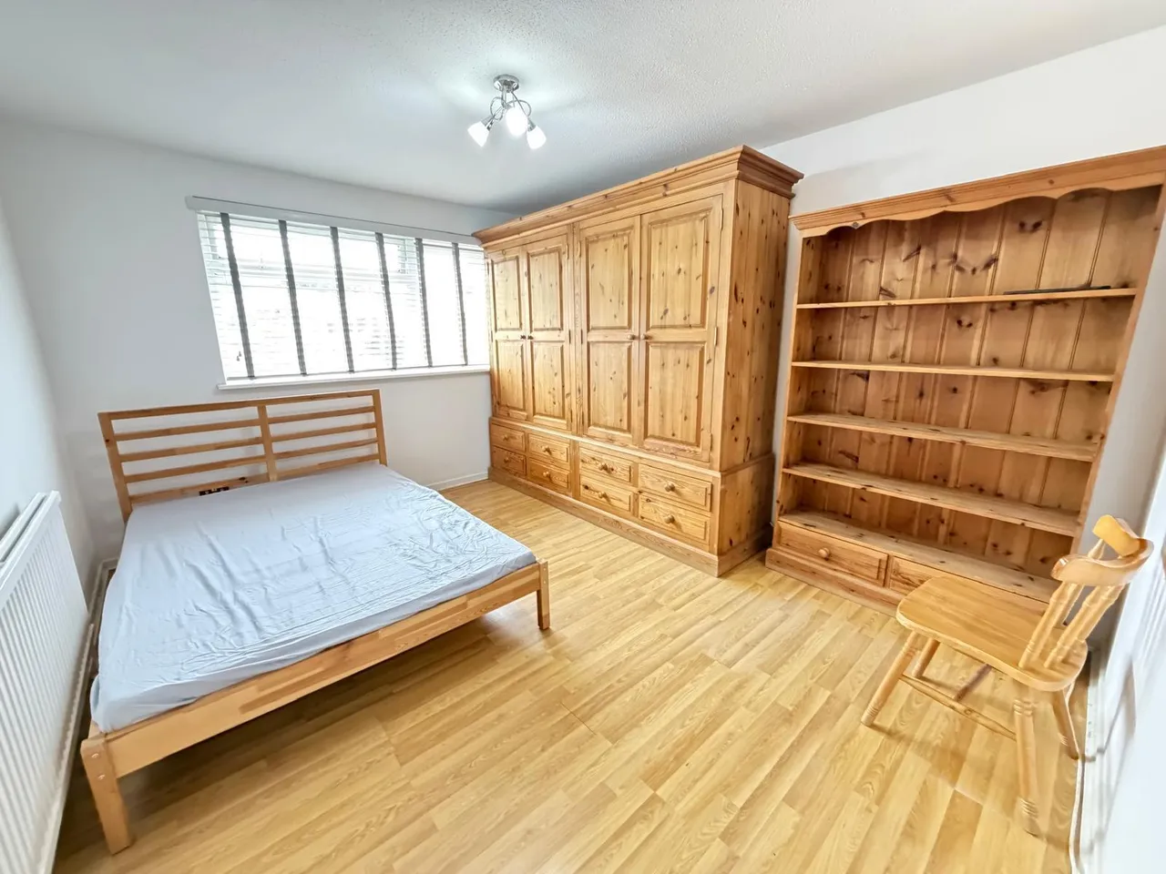 Westmorland Close, Manor Park E12, photo 4