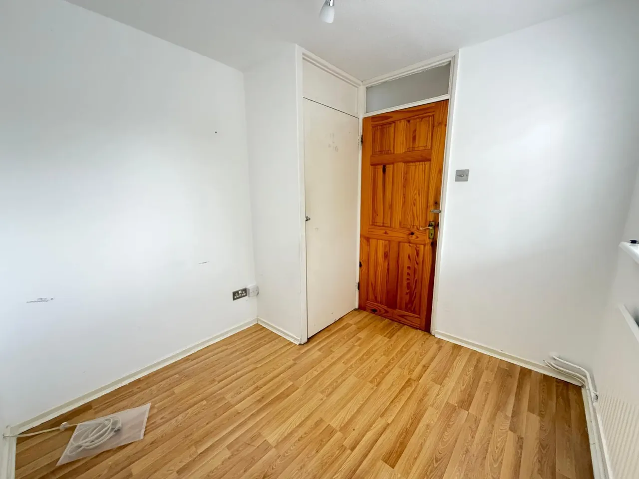 Westmorland Close, Manor Park E12, photo 8