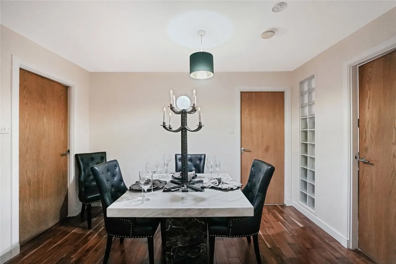 Jackson Place, Bearsden, G61, photo 9