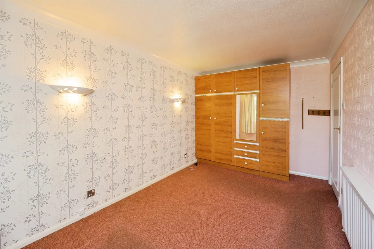 Woodside Court, Horsforth, Leeds, photo 10