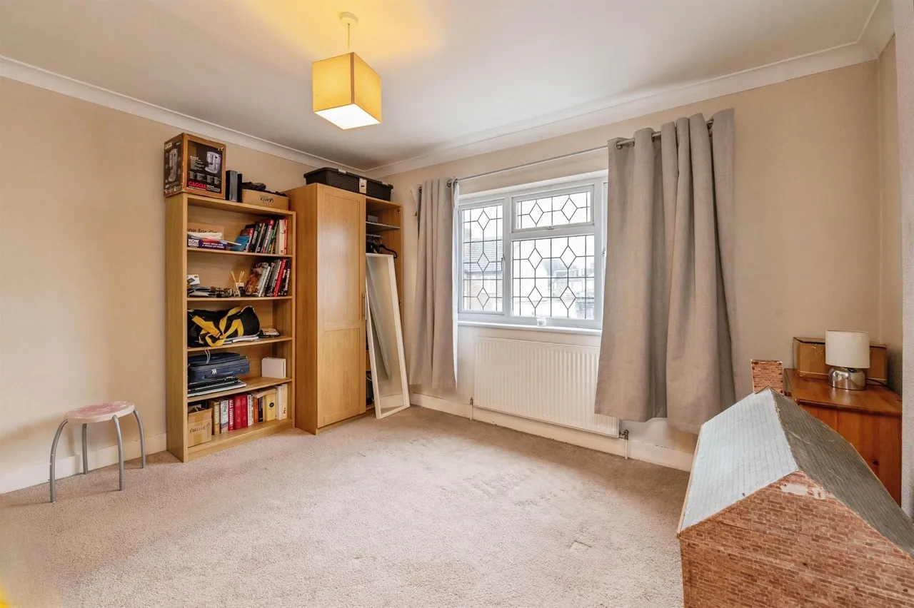 Rayleigh Road, Stanford-Le-Hope, SS17, photo 8
