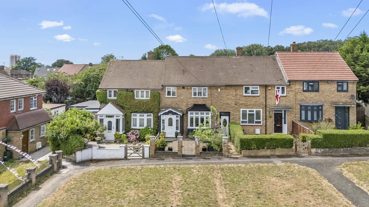 Daventry Gardens, Harold Hill, RM3, photo 20