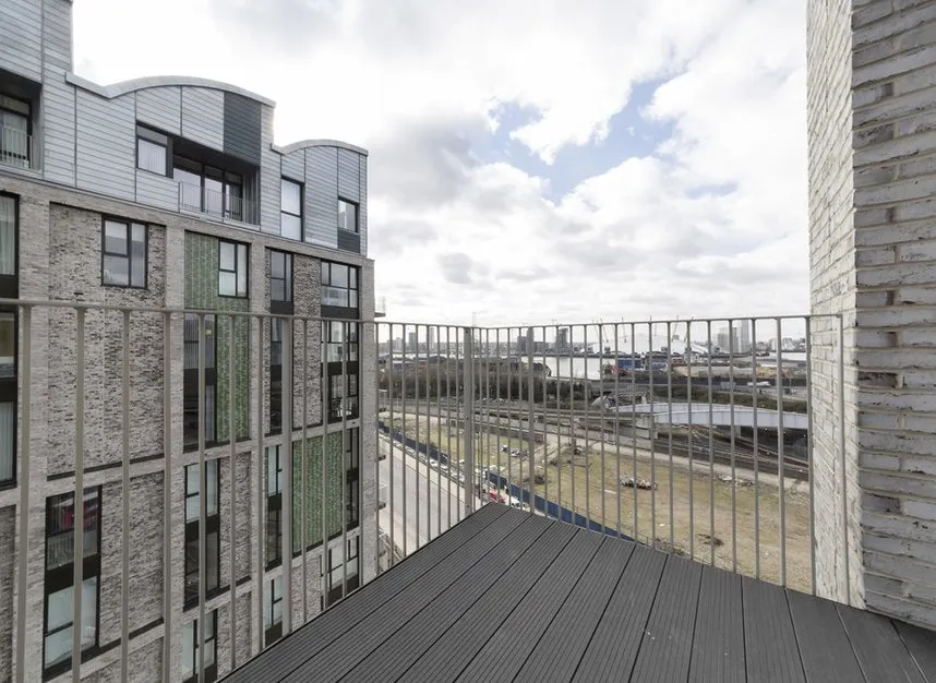Sovereign Tower, Canning Town, E16, photo 7