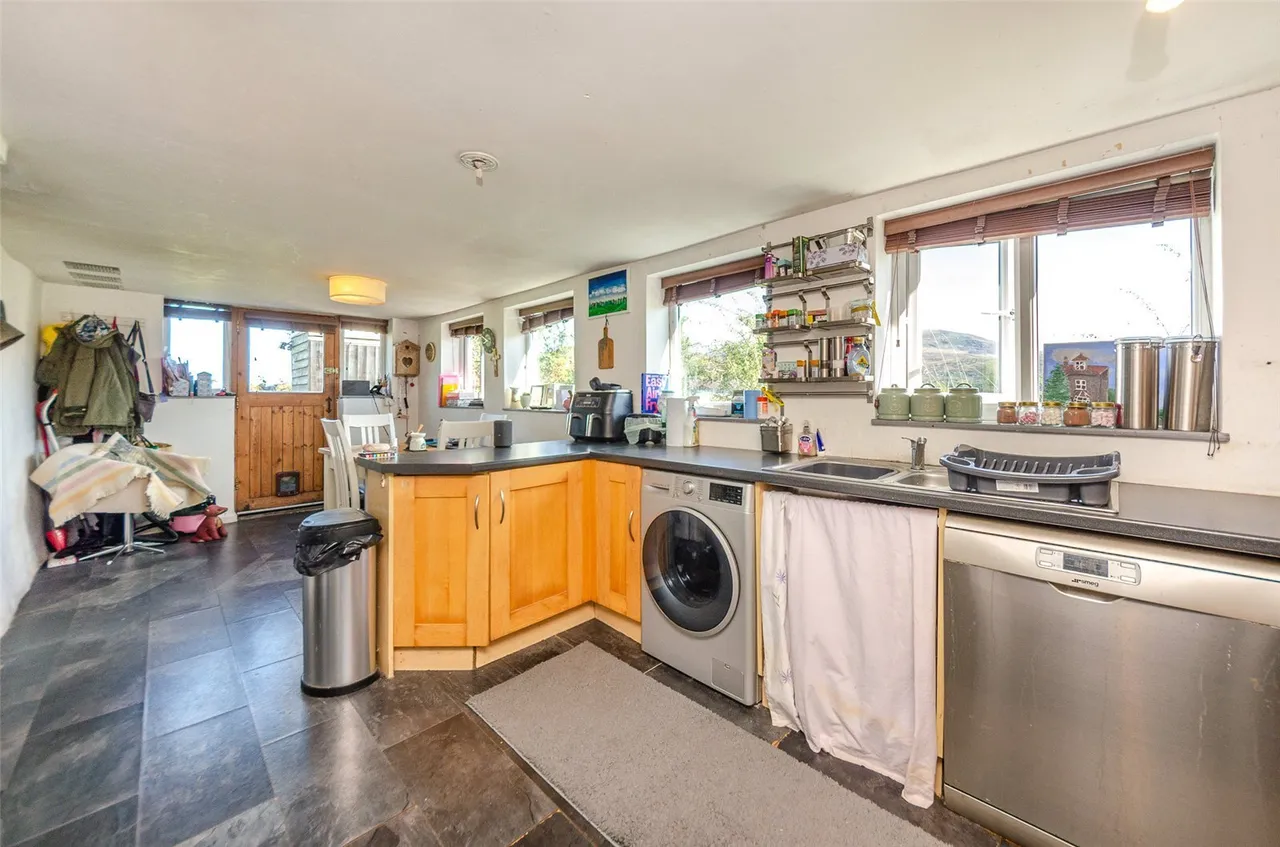 Penisarwaun, Caernarfon, LL55, photo 12