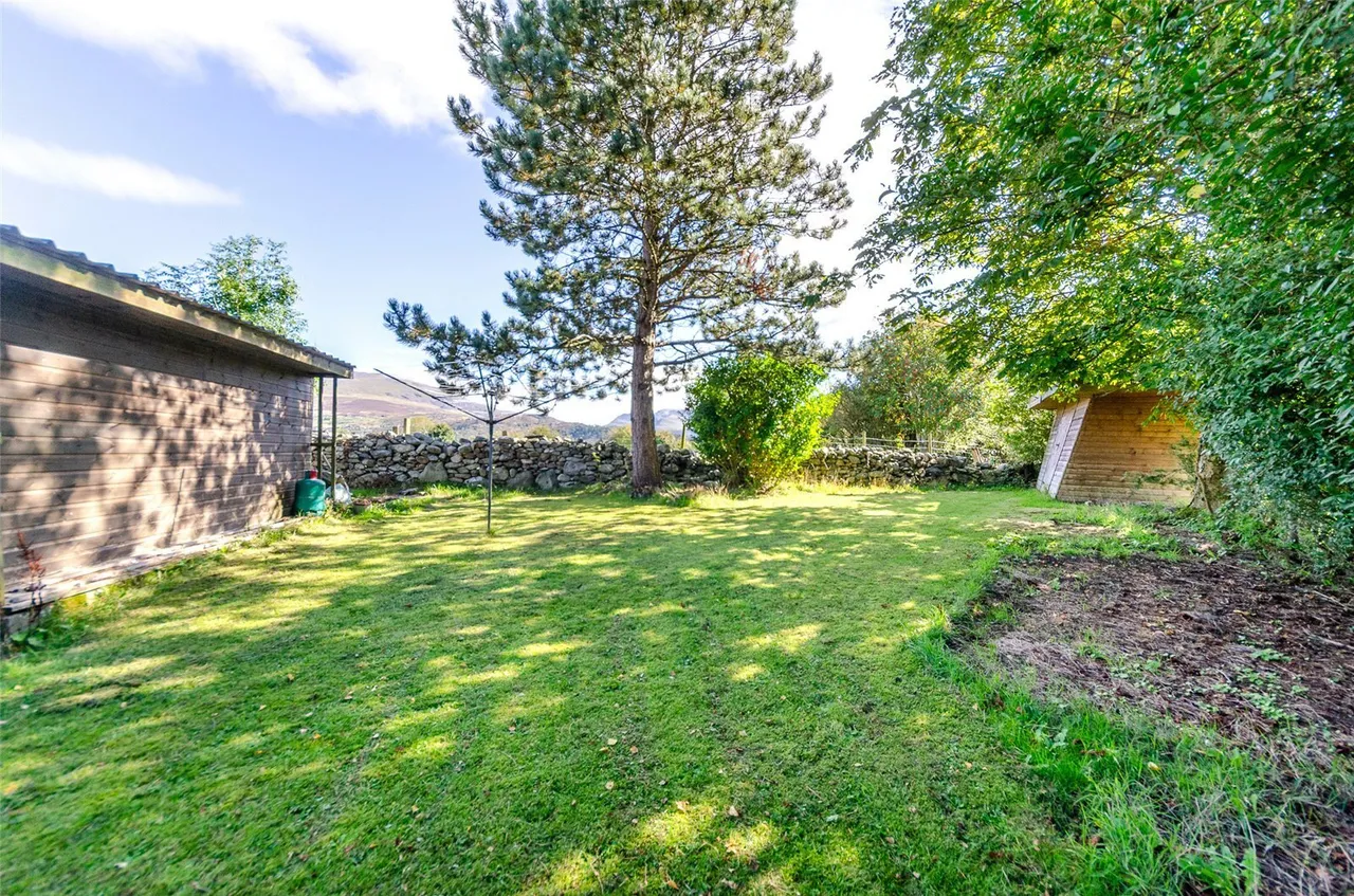 Penisarwaun, Caernarfon, LL55, photo 13
