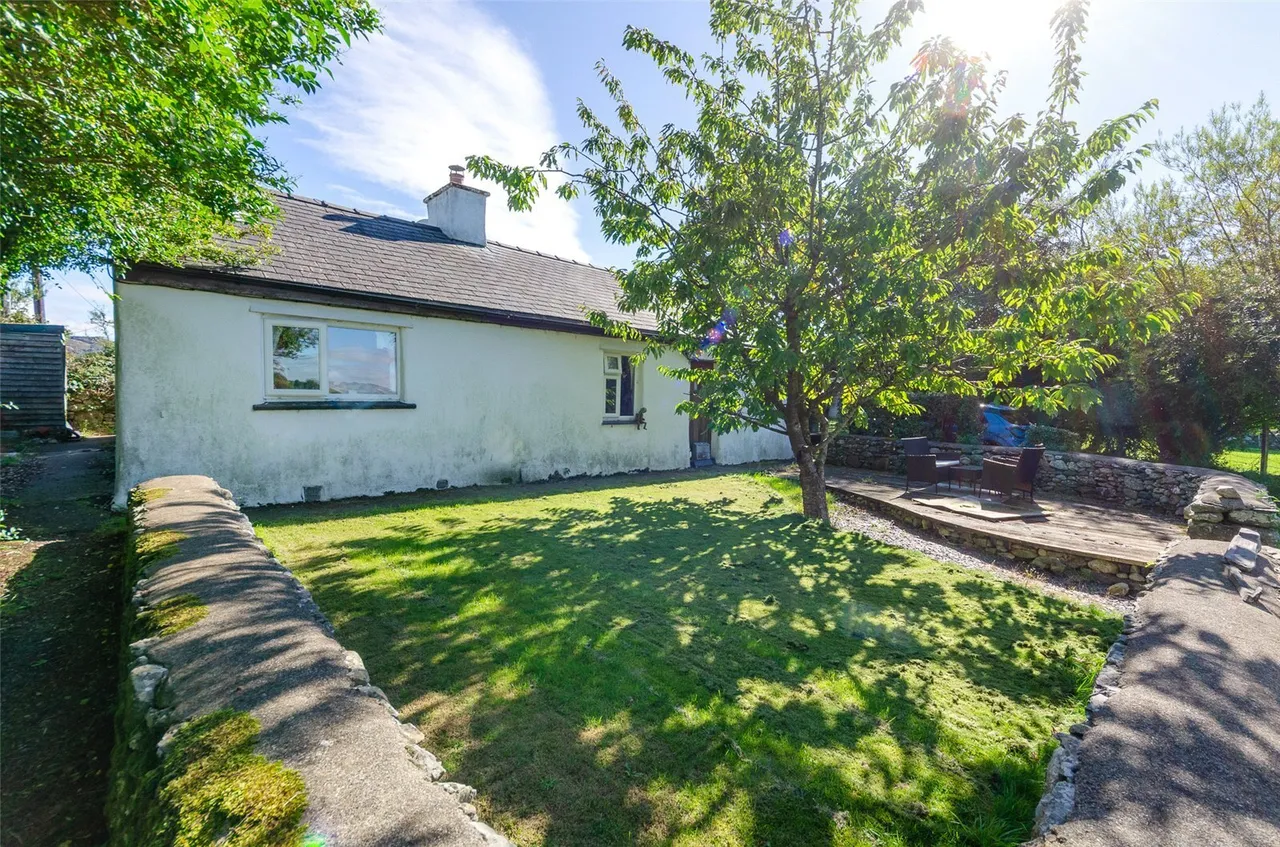 Penisarwaun, Caernarfon, LL55, photo 14