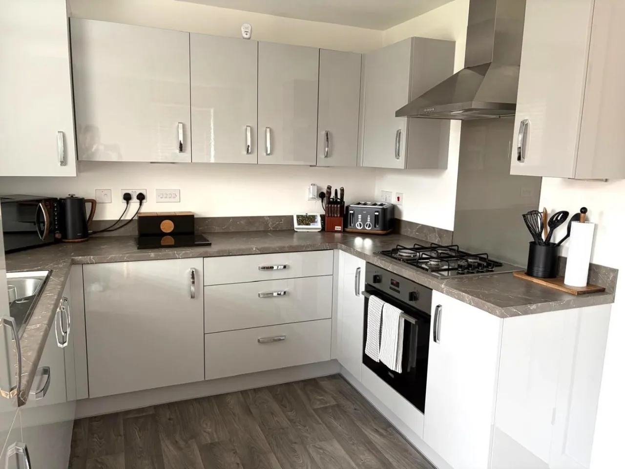 Sylvester Court, New Rossington, DN11, photo 2