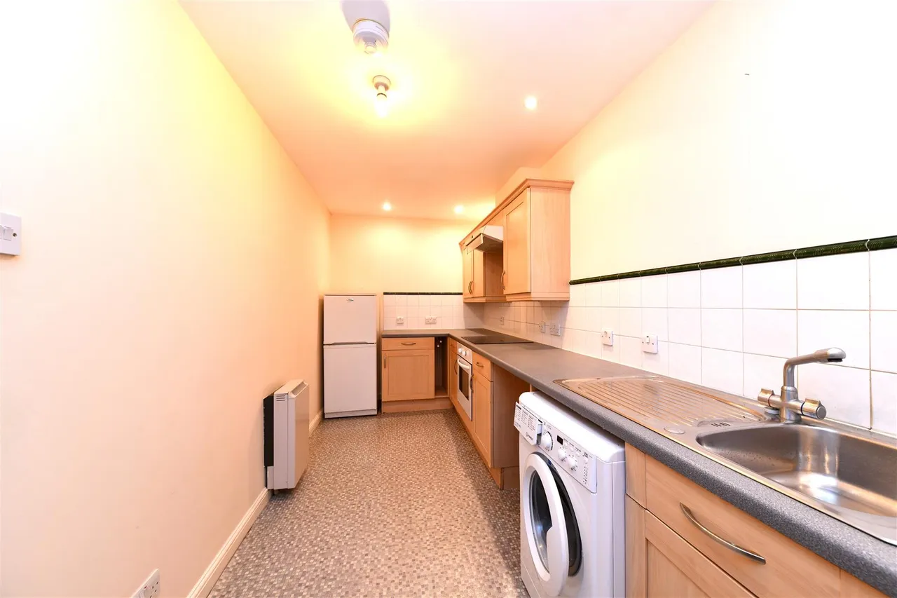 Bedwell Crescent, Stevenage, Herts, SG1 1WZ, photo 8