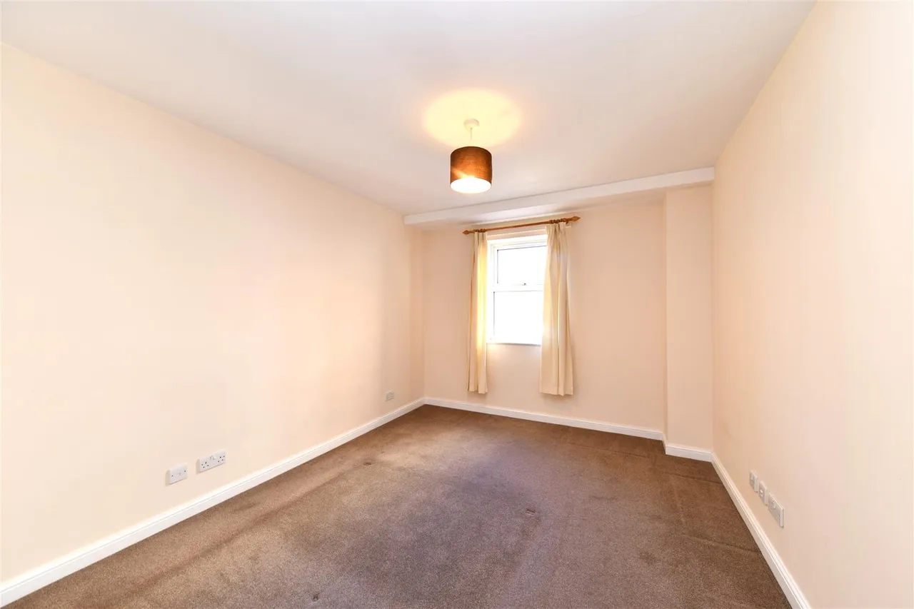 Bedwell Crescent, Stevenage, Herts, SG1 1WZ, photo 9