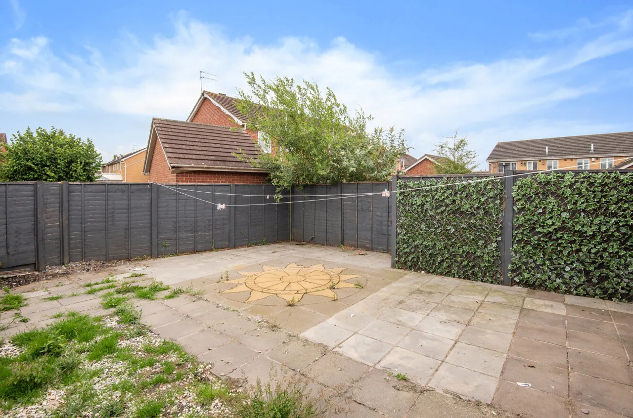 Harlequin Drive, Kingswood, HU7, photo 13