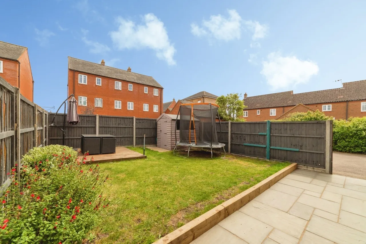 Goldfinch Drive, Sandy, Bedfordshire, SG19, photo 6