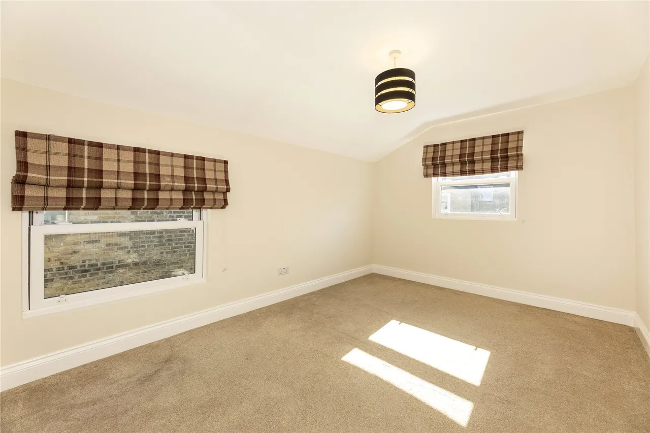Brathway Road, London, SW18, photo 13