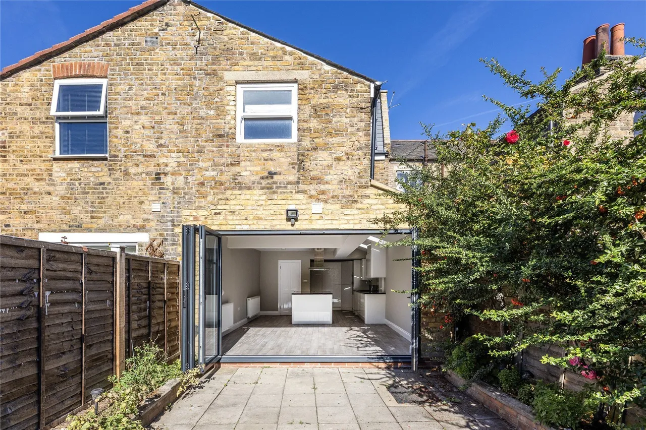 Brathway Road, London, SW18, photo 11