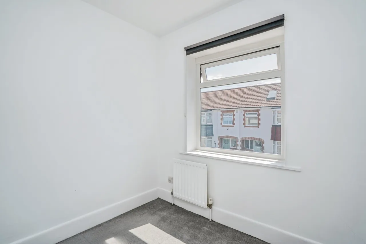 Pangbourne Avenue, Portsmouth, PO6, photo 17