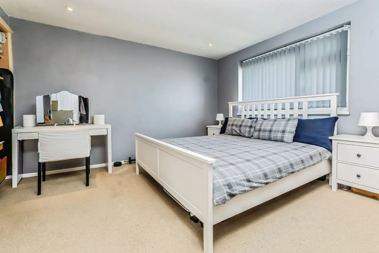 Holmbury Grove, Featherbed Lane, Croydon, CR0, photo 6