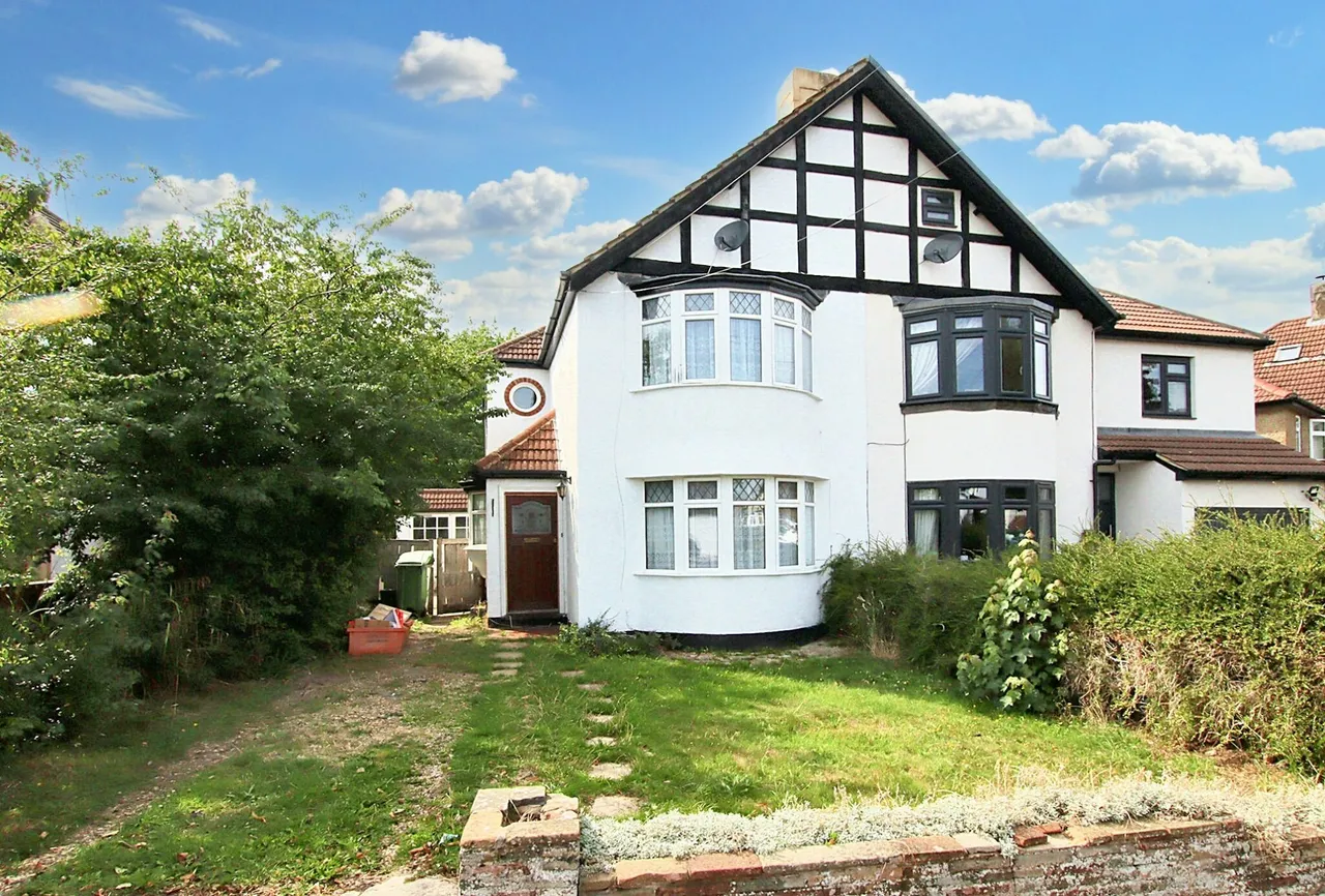 2 bed house for sale — Birch Tree Avenue, West Wickham, West Wickham, BR4 9EJ