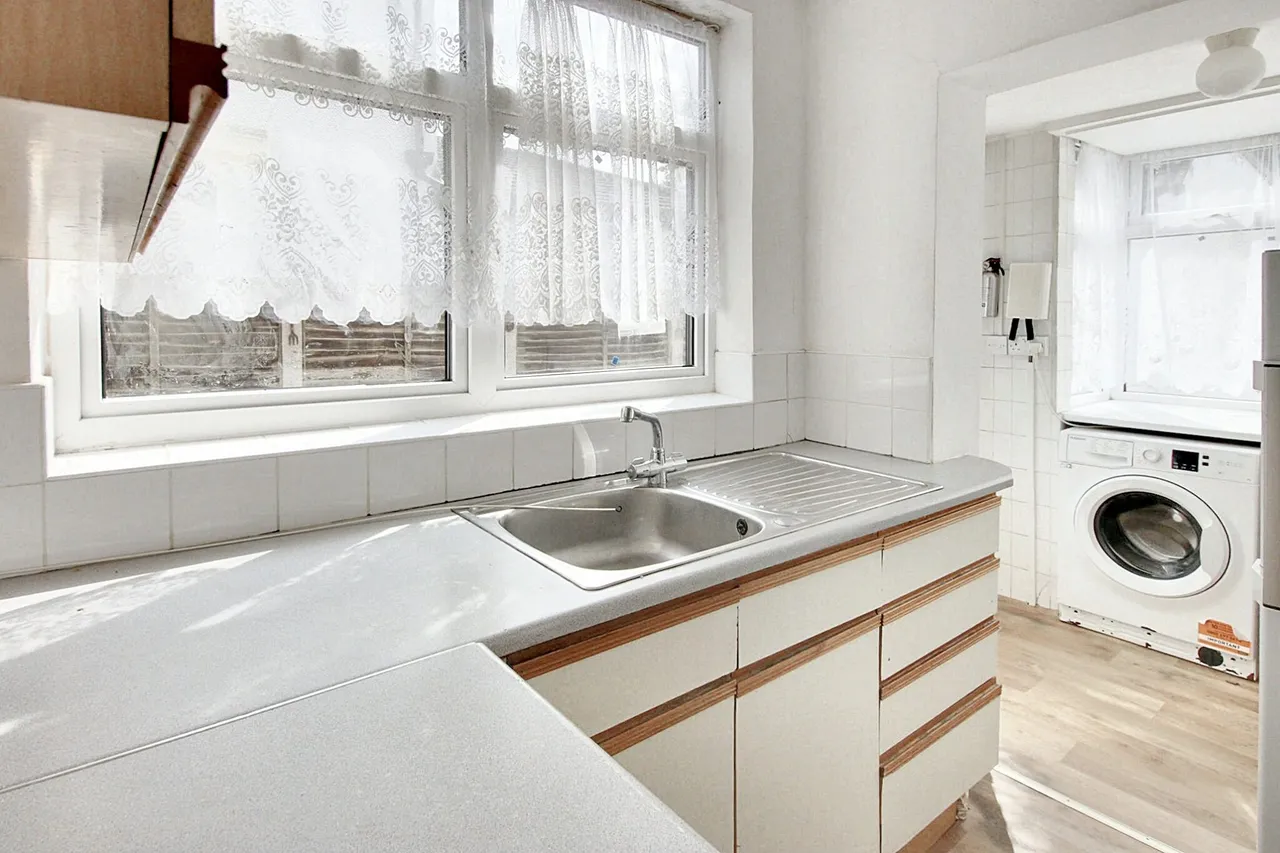 Birch Tree Avenue, West Wickham, West Wickham, BR4 9EJ, photo 6