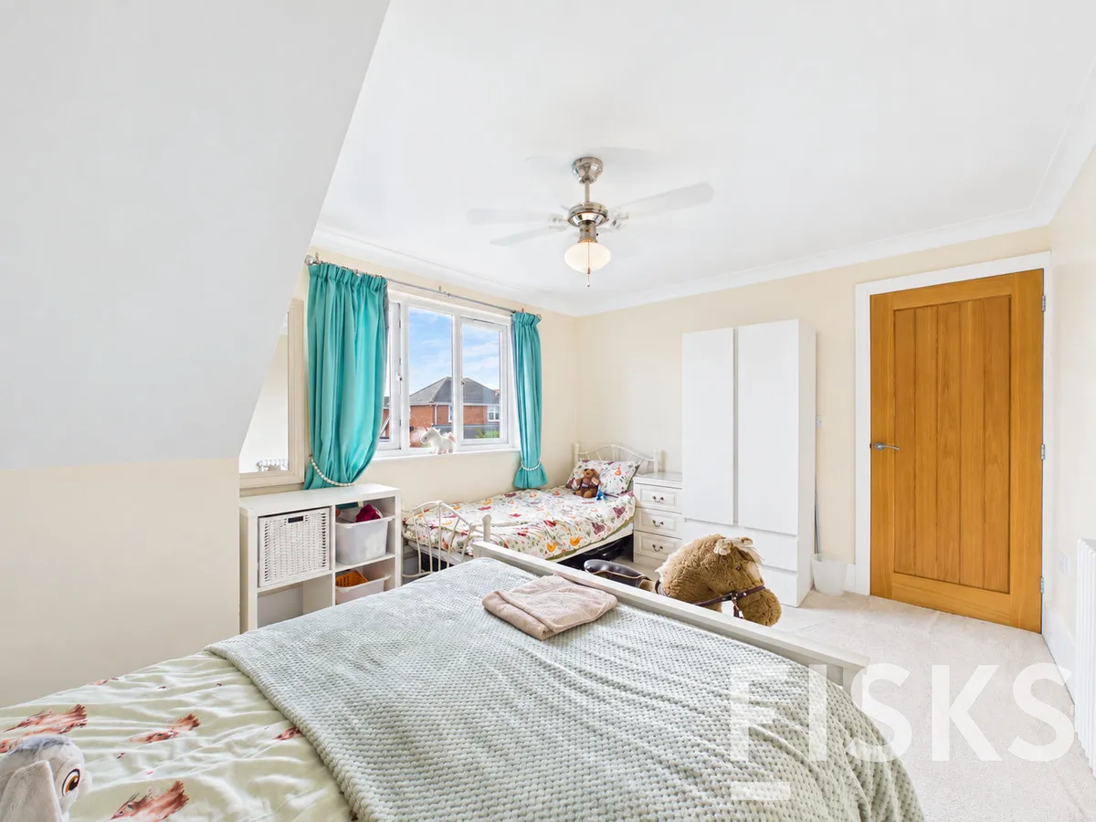 Urmond Road, Canvey Island, SS8, photo 18
