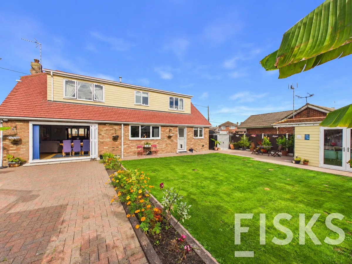 Urmond Road, Canvey Island, SS8, photo 25