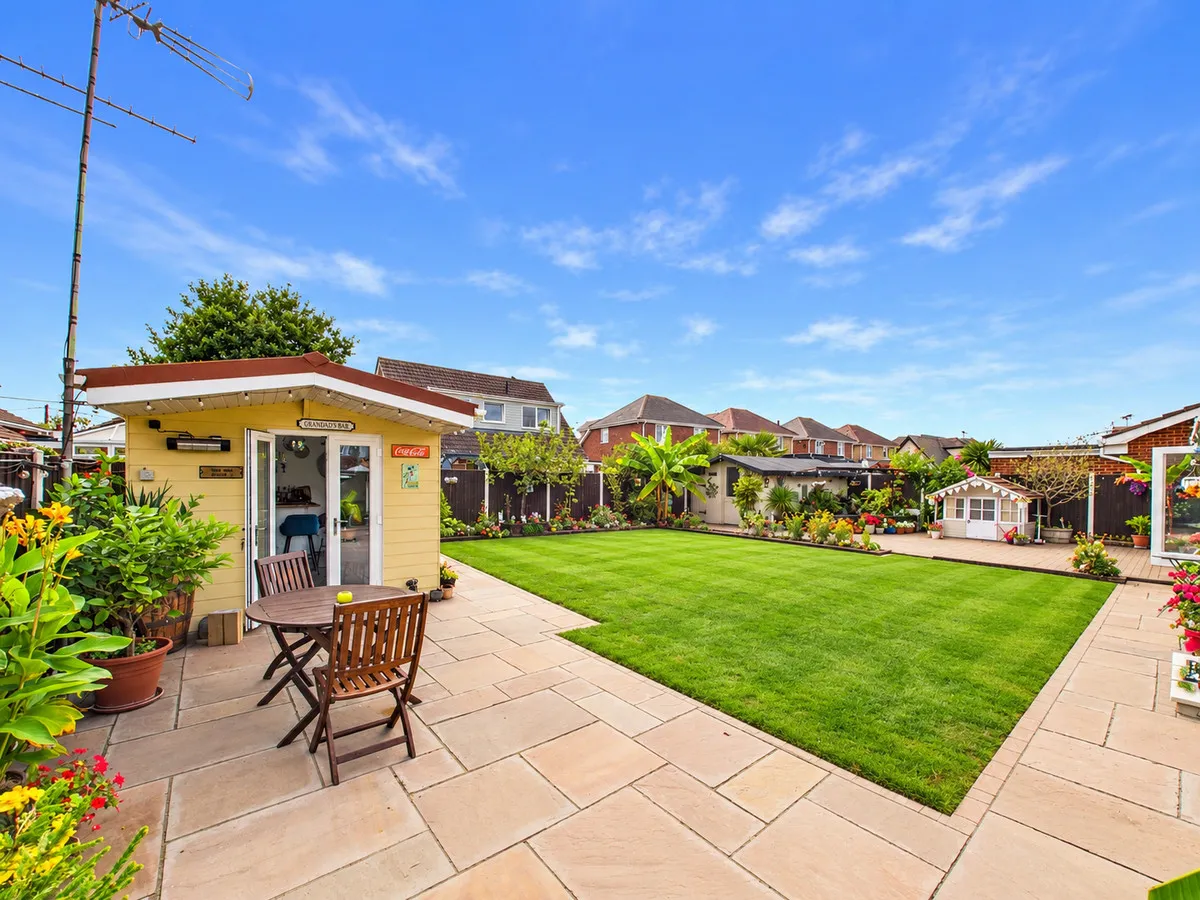 Urmond Road, Canvey Island, SS8, photo 27