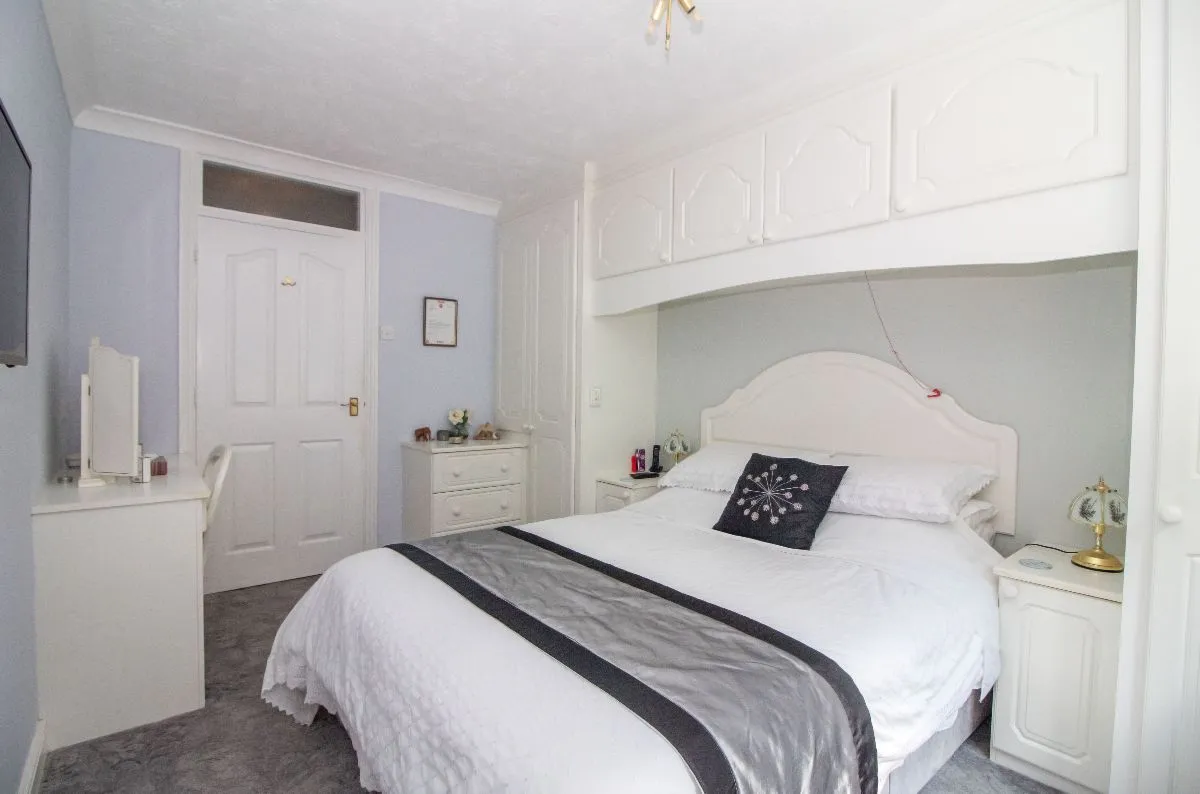 Havant Road, Horndean, Waterlooville, PO8 0XA, photo 7