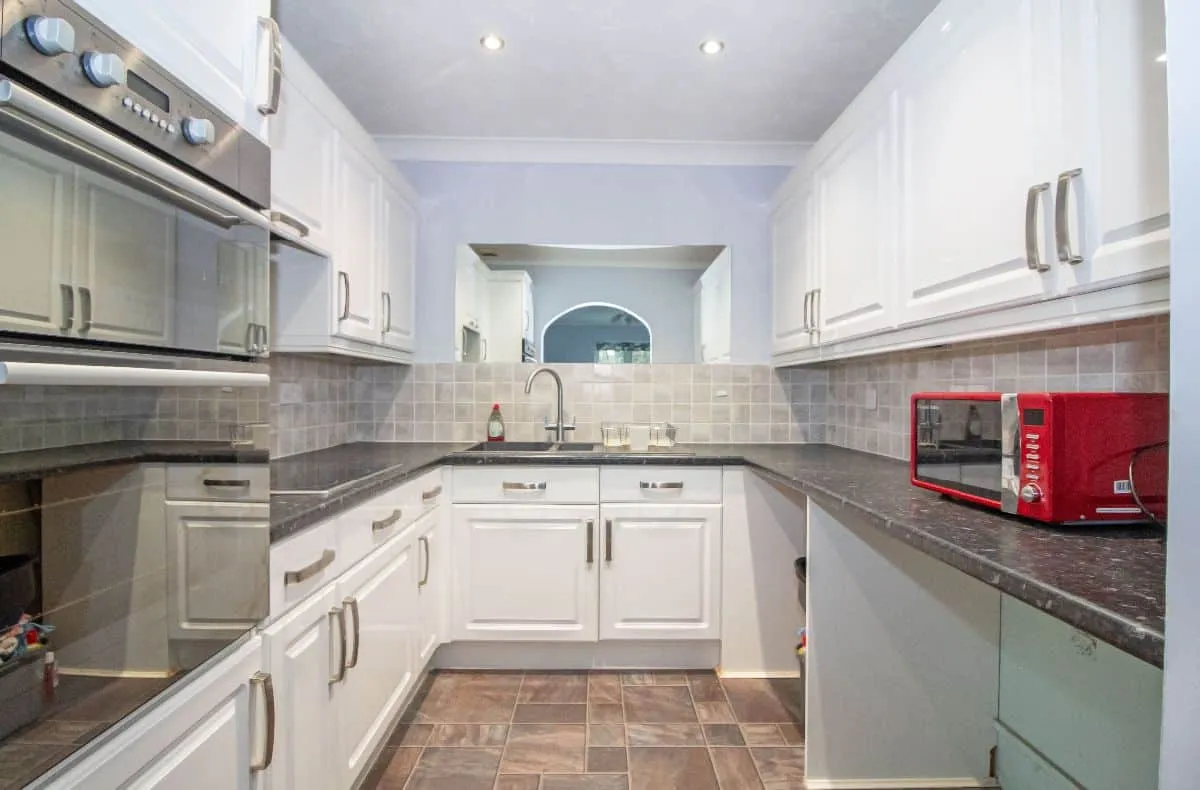 Havant Road, Horndean, Waterlooville, PO8 0XA, photo 4