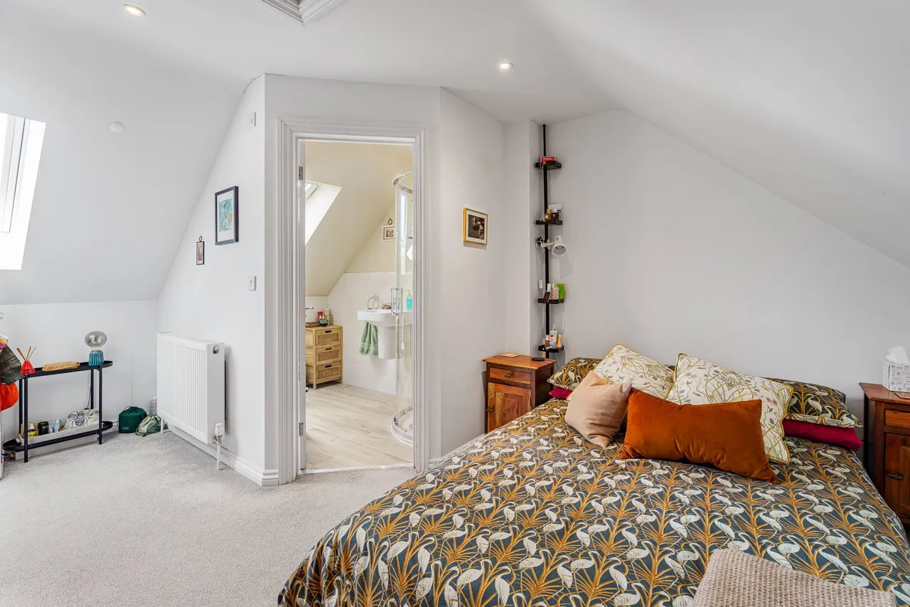 Hill View Close, Bishops Cleeve, GL52, photo 14