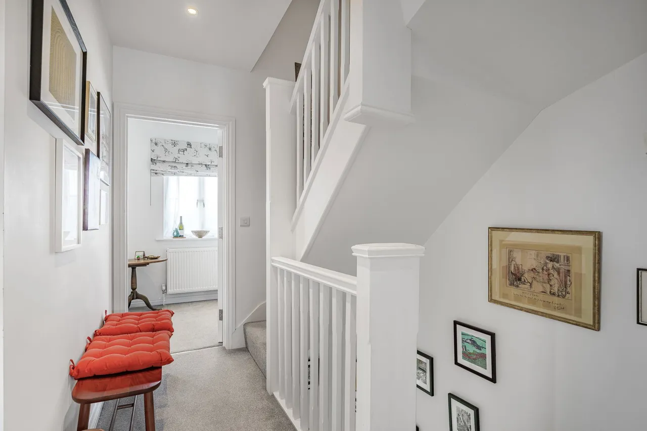 Hill View Close, Bishops Cleeve, GL52, photo 8